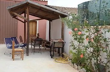 Aparthotel Baglio Mustazza 3*